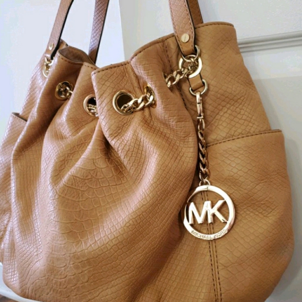 Tan Michael Kors hobo bag